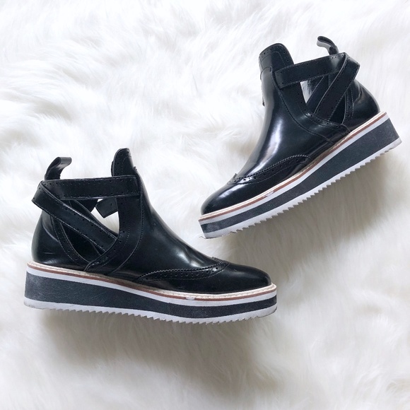 Zara Shoes - Zara Basic Cutout Platform Boots